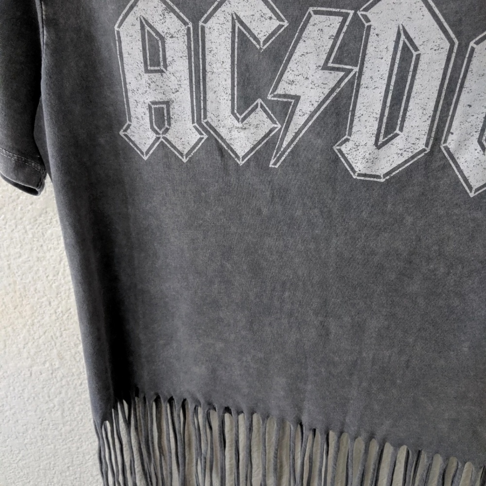 AC/DC Fringe Rocker T-Shirt - Picture 2 of 4